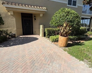 1425 Emerald Dunes Drive - Photo Thumbnail 4