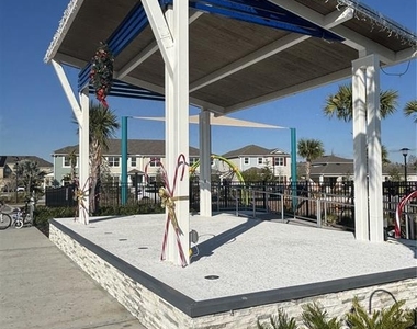 10011 Gazebo Alley - Photo Thumbnail 30