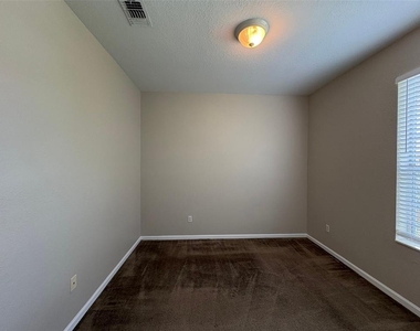 3314 Robert Trent Jones Drive - Photo Thumbnail 21