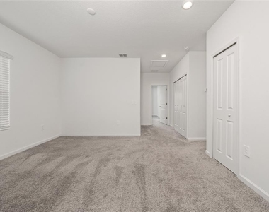 3330 Laurent Loop - Photo Thumbnail 20