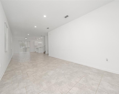3330 Laurent Loop - Photo Thumbnail 23