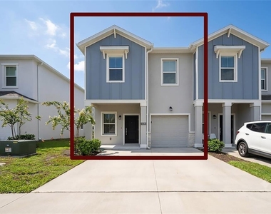 3330 Laurent Loop - Photo Thumbnail 1
