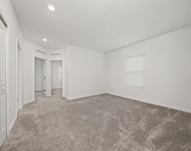 3330 Laurent Loop - Photo Thumbnail 21