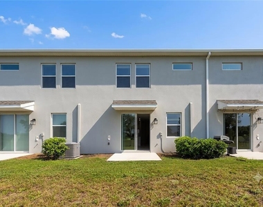3319 Laurent Loop - Photo Thumbnail 24