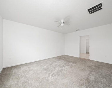 4816 Edensbridge Lane - Photo Thumbnail 12