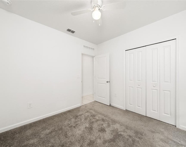 4816 Edensbridge Lane - Photo Thumbnail 16