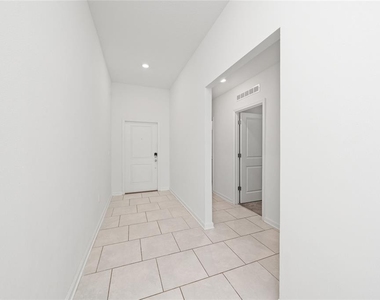 4816 Edensbridge Lane - Photo Thumbnail 10