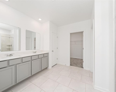 4816 Edensbridge Lane - Photo Thumbnail 13
