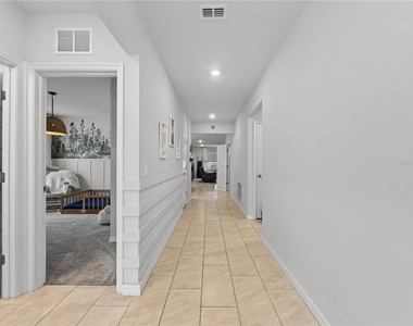 1067 Michelangelo Lane - Photo Thumbnail 6