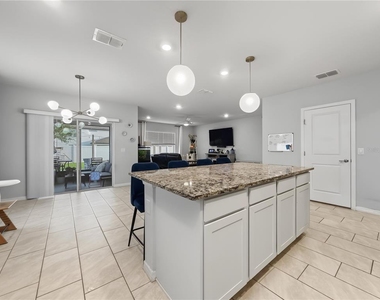 1067 Michelangelo Lane - Photo Thumbnail 9