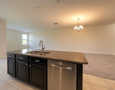 2037 Lake Side Avenue - Photo Thumbnail 11