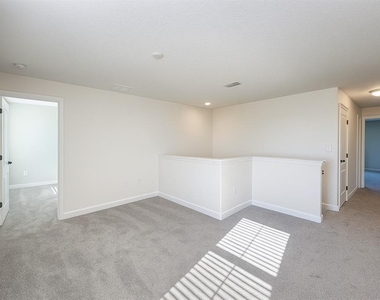 2037 Lake Side Avenue - Photo Thumbnail 18