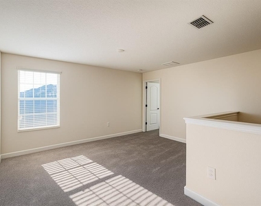 2037 Lake Side Avenue - Photo Thumbnail 16