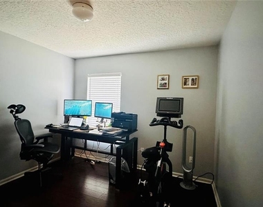3227 Herons Point Circle - Photo Thumbnail 11