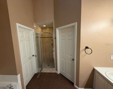 3227 Herons Point Circle - Photo Thumbnail 14