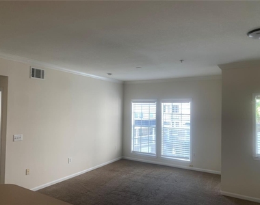 573 Water Street - Photo Thumbnail 6