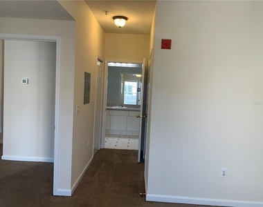 573 Water Street - Photo Thumbnail 10
