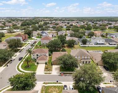 265 Jocelyn Drive - Photo Thumbnail 4