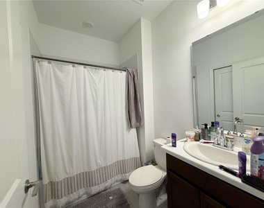 16318 Honey Harvest Street - Photo Thumbnail 8