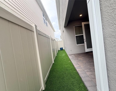 16318 Honey Harvest Street - Photo Thumbnail 24