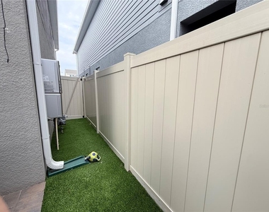 16318 Honey Harvest Street - Photo Thumbnail 25