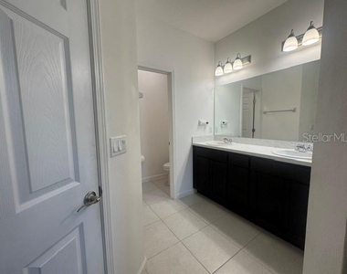 269 Bella Prestwick Boulevard - Photo Thumbnail 15