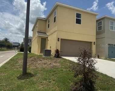 269 Bella Prestwick Boulevard - Photo Thumbnail 24
