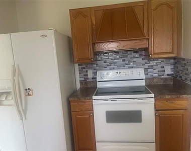 820 Blanc Court - Photo Thumbnail 12