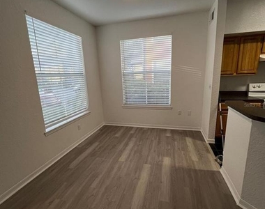 5963 Westgate Drive - Photo Thumbnail 3