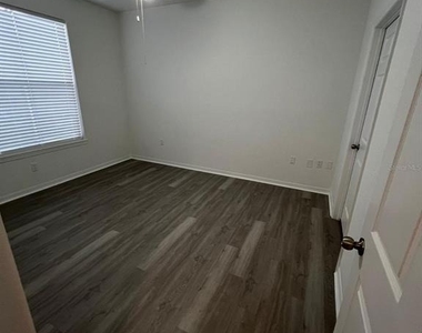 5963 Westgate Drive - Photo Thumbnail 11