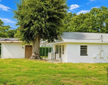 1718 Kentucky Avenue - Photo Thumbnail 16