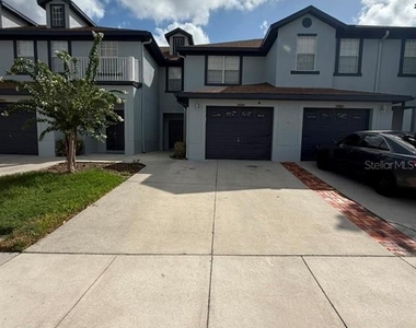 3069 Ashland Lane N - Photo Thumbnail 1
