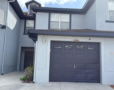3069 Ashland Lane N - Photo Thumbnail 10