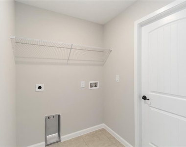 3525 Rambler Avenue - Photo Thumbnail 24