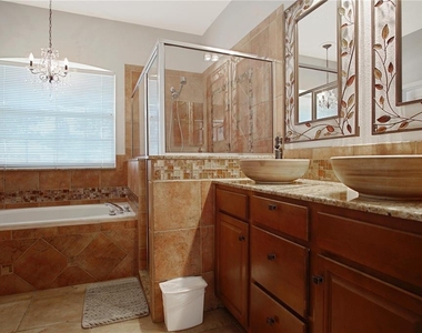 413 Marlberry Leaf Avenue - Photo Thumbnail 15