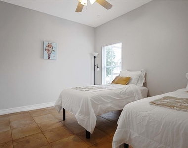 413 Marlberry Leaf Avenue - Photo Thumbnail 25