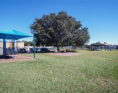413 Marlberry Leaf Avenue - Photo Thumbnail 37