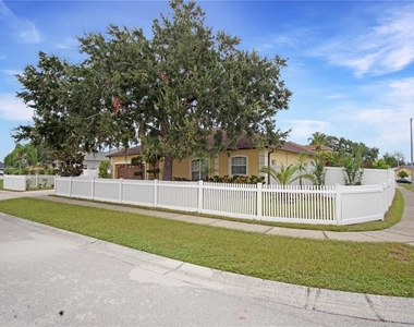 413 Marlberry Leaf Avenue - Photo Thumbnail 33