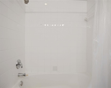 413 Marlberry Leaf Avenue - Photo Thumbnail 24