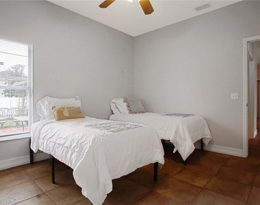 413 Marlberry Leaf Avenue - Photo Thumbnail 26