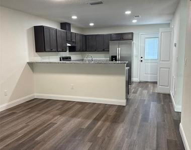 16292 Sw 30 Terrace - Photo Thumbnail 8