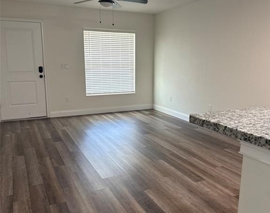 16292 Sw 30 Terrace - Photo Thumbnail 7
