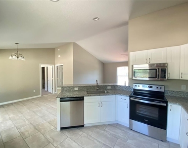 4217 Sw 162nd Place - Photo Thumbnail 6