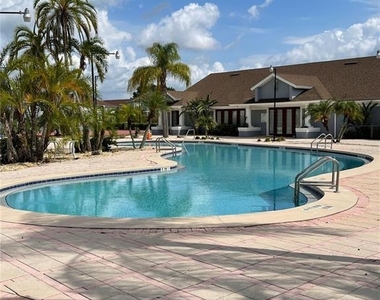 627 Orchid Drive - Photo Thumbnail 12