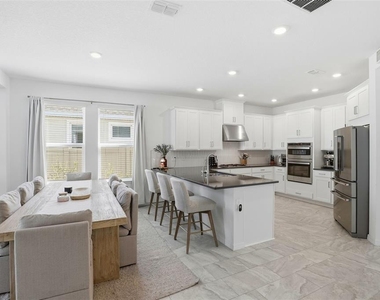 5268 Kildare Place - Photo Thumbnail 5