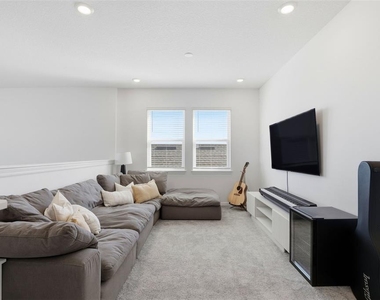5268 Kildare Place - Photo Thumbnail 13
