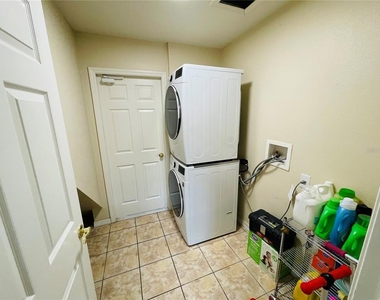 1418 Spring Fest Lane - Photo Thumbnail 12