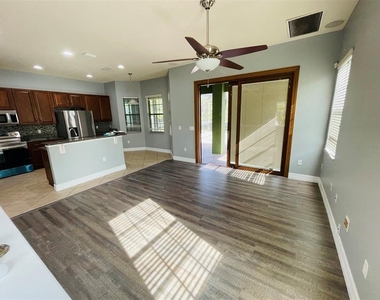 10802 Willow Ridge Loop - Photo Thumbnail 3
