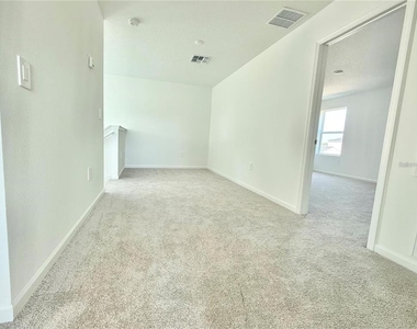 3783 Ne 30th Terrace - Photo Thumbnail 27