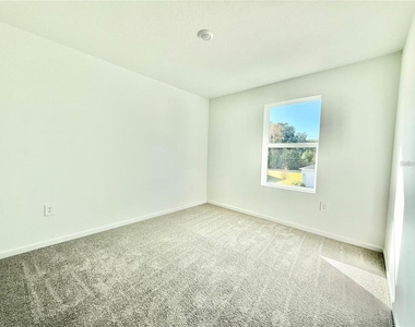 3783 Ne 30th Terrace - Photo Thumbnail 19